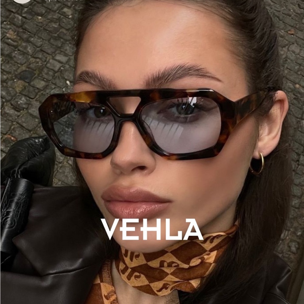 VEHLA River Sunglasses Tort/Sky BRAND NEW in box